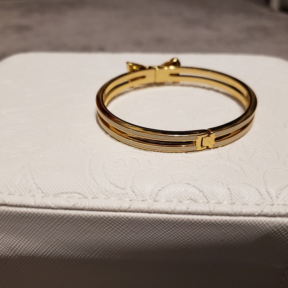 Kate Spade gold and white bracelet - Picture 2 of 3